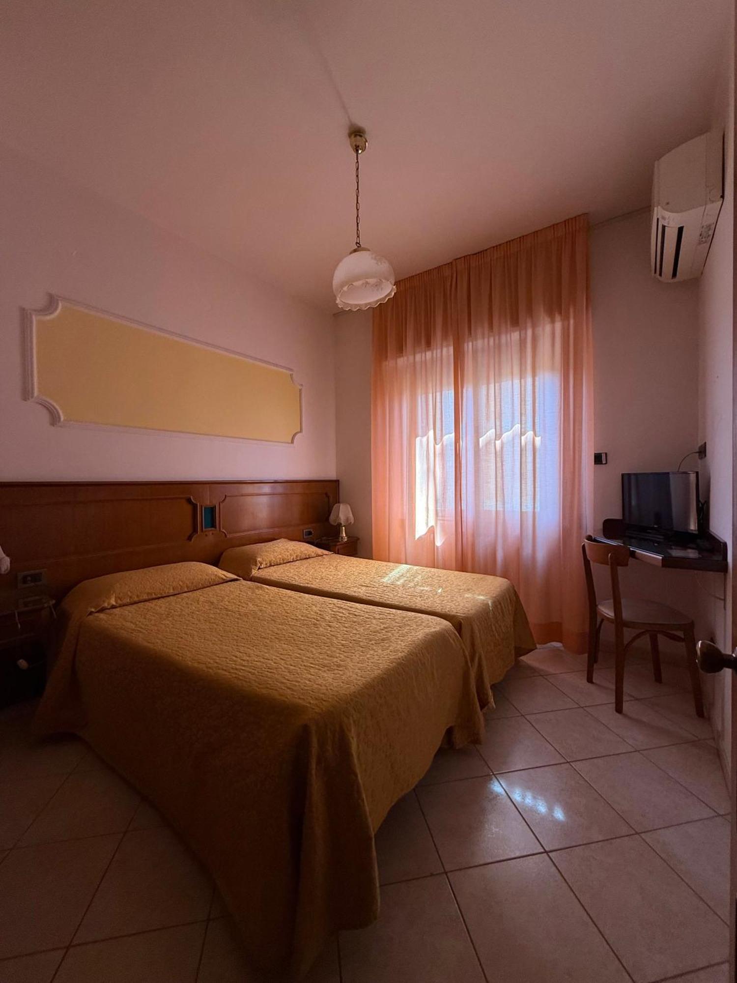 Grifone Hotel Perugia Zewnętrze zdjęcie