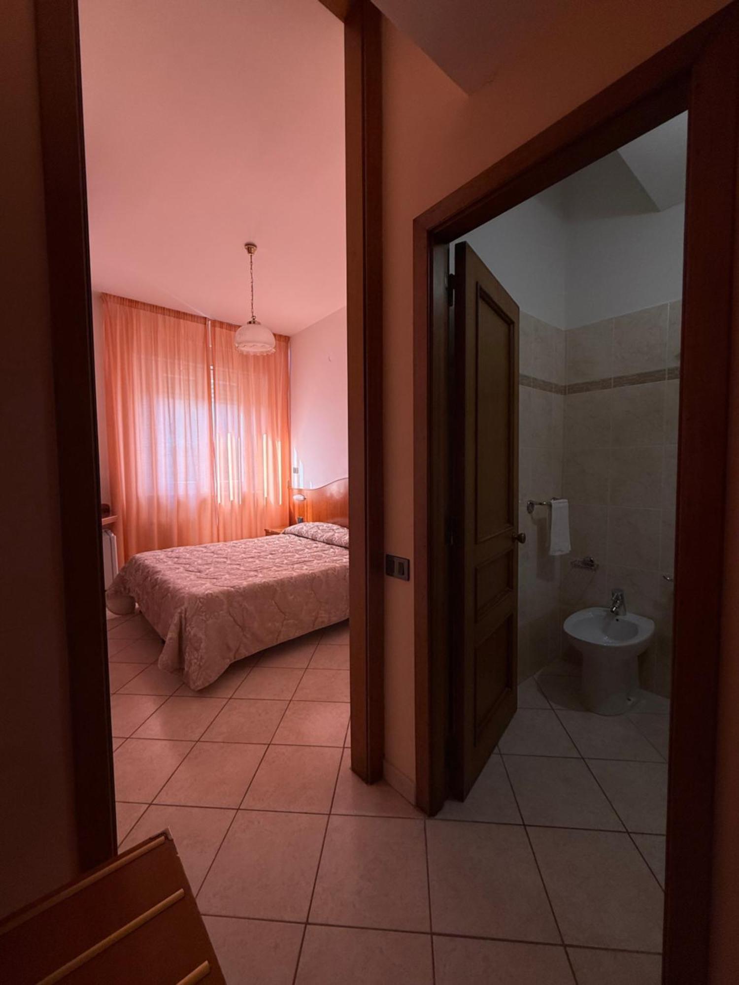 Grifone Hotel Perugia Zewnętrze zdjęcie