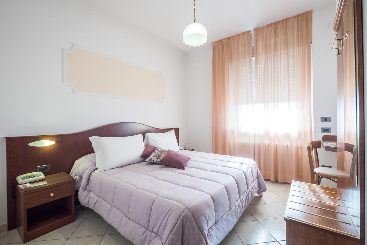 Grifone Hotel Perugia Zewnętrze zdjęcie