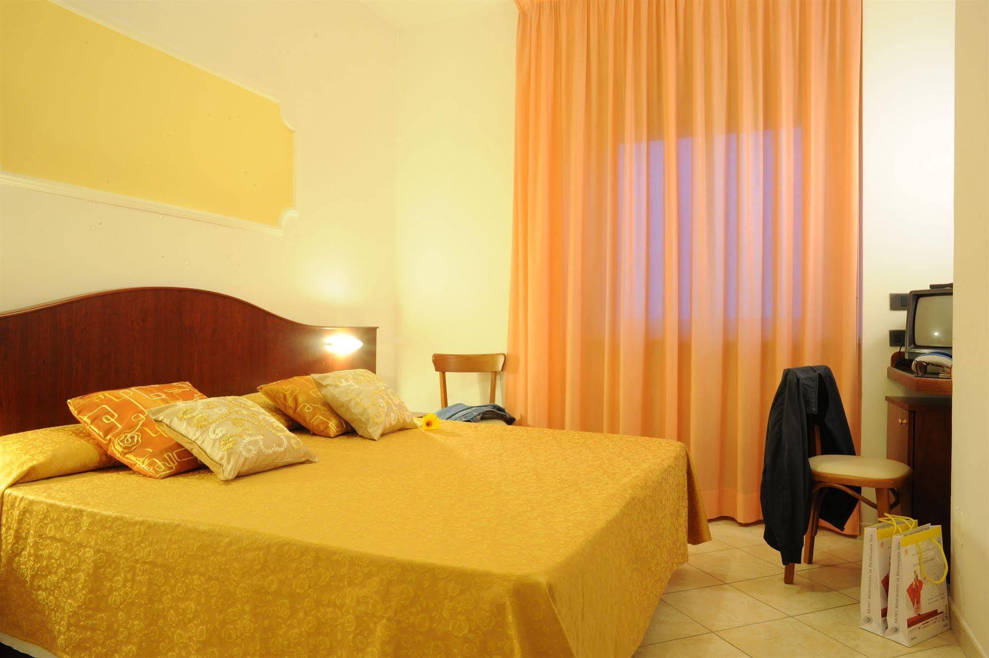 Grifone Hotel Perugia Zewnętrze zdjęcie