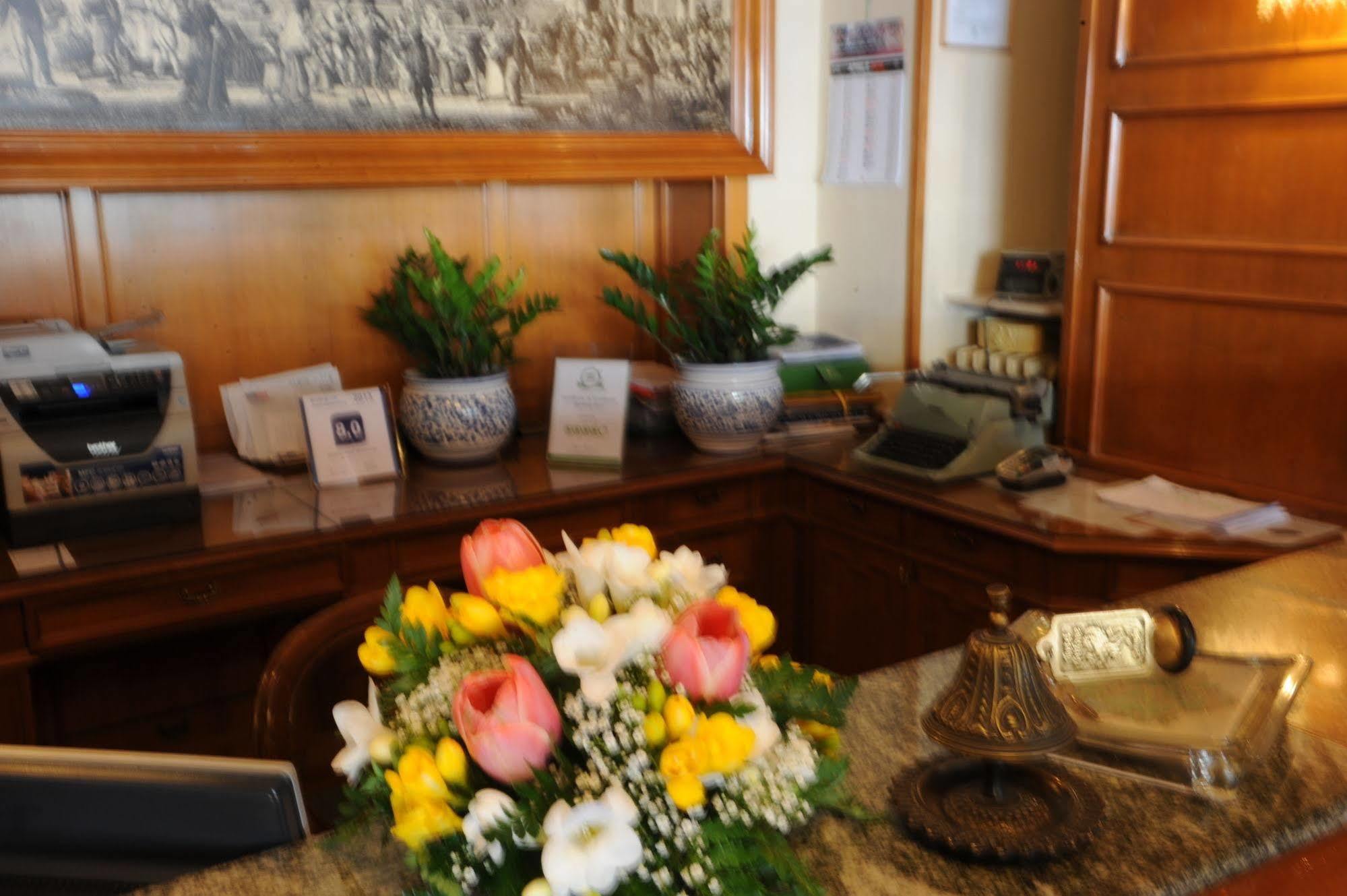 Grifone Hotel Perugia Zewnętrze zdjęcie