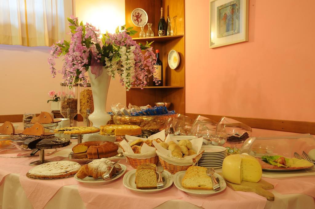 Grifone Hotel Perugia Zewnętrze zdjęcie